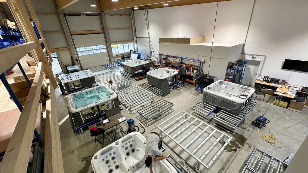 Waterwave Spas Prüf- und Entwicklungszentrum Klagenfurt Halle